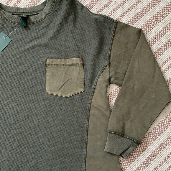 Green Henley with a twist - Picture 5 of 8